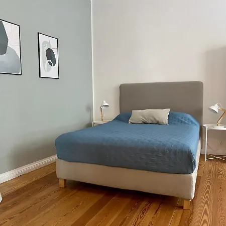 Zentrumsnahe Schoene Altbauwohnung Bis 4 Personen * Flensburg